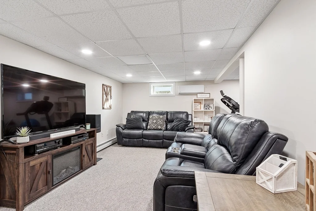 3 bed, 2 bath apartment for rent at 963 South St Unit 963, Tewksbury — photo 20 of 32