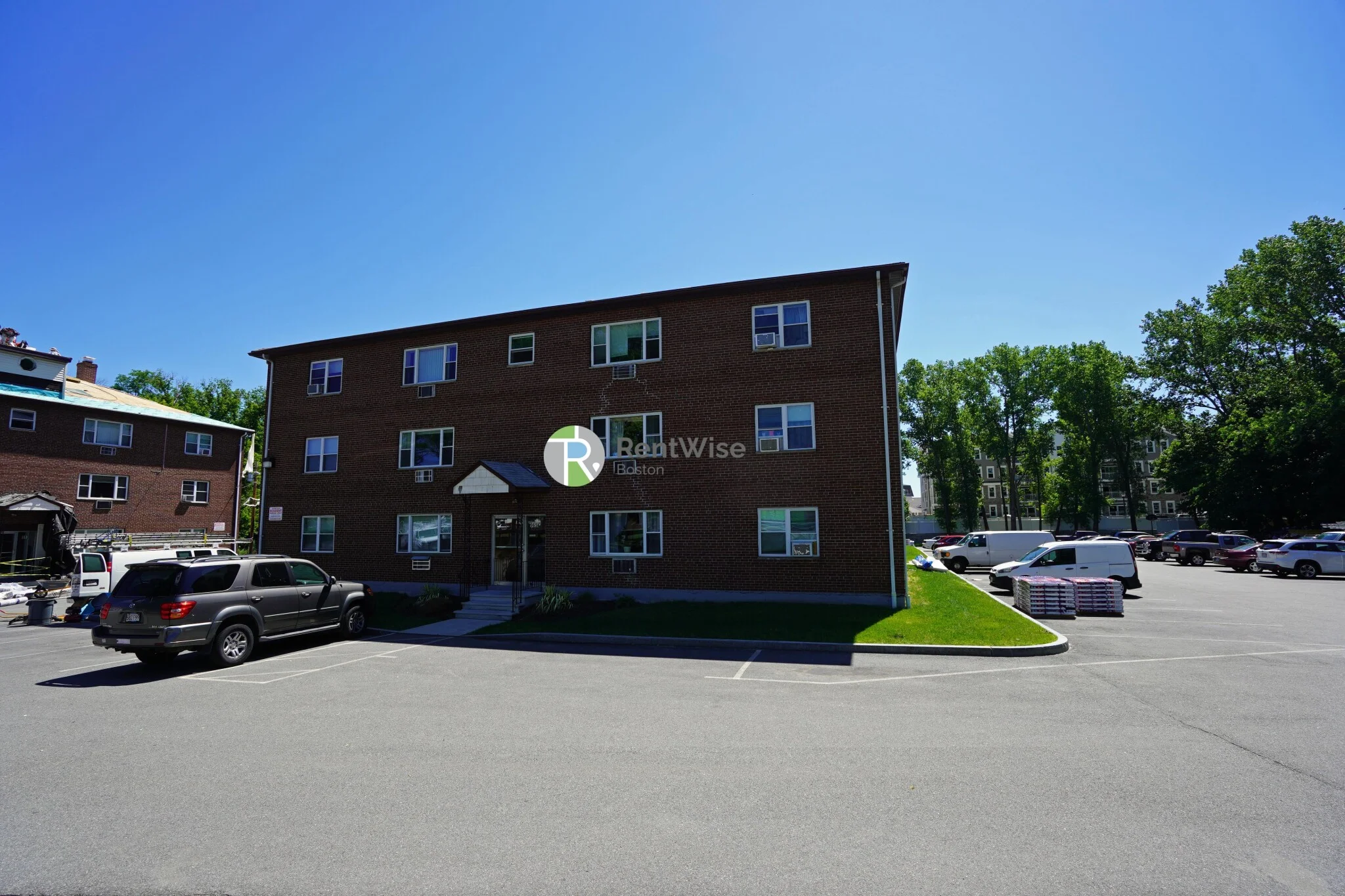 2 bed, 1 bath apartment for rent at 965 Fellsway Unit 5, Medford — photo 3 of 8