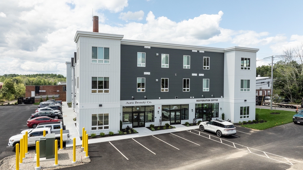 1 bed, 1 bath apartment for rent at 965 Main St Unit 103, Hanson — photo 1 of 16
