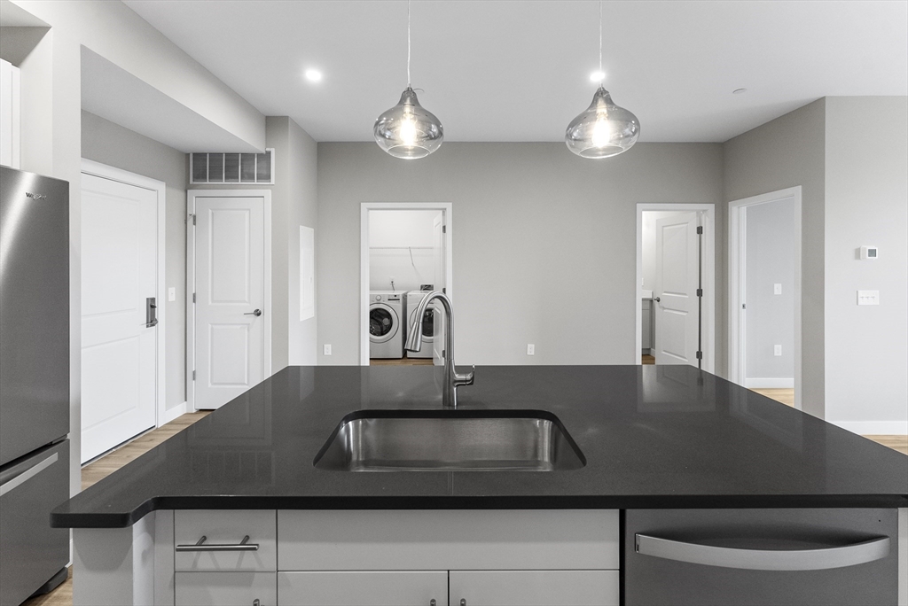 1 bed, 1 bath apartment for rent at 965 Main St Unit 302, Hanson — photo 10 of 22