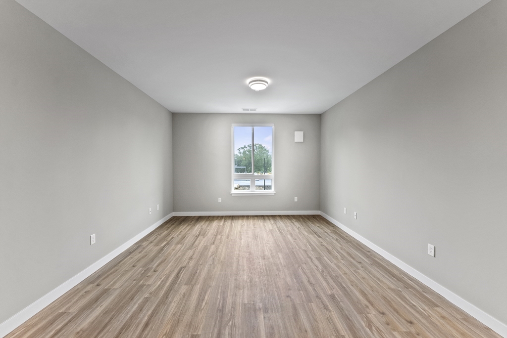 1 bed, 1 bath apartment for rent at 965 Main St Unit 302, Hanson — photo 16 of 22