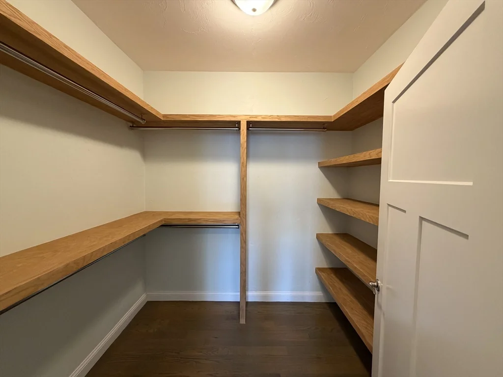 3 bed, 2 bath apartment for rent at 966 Hyde Park Ave Unit 202, Hyde Park — photo 13 of 17