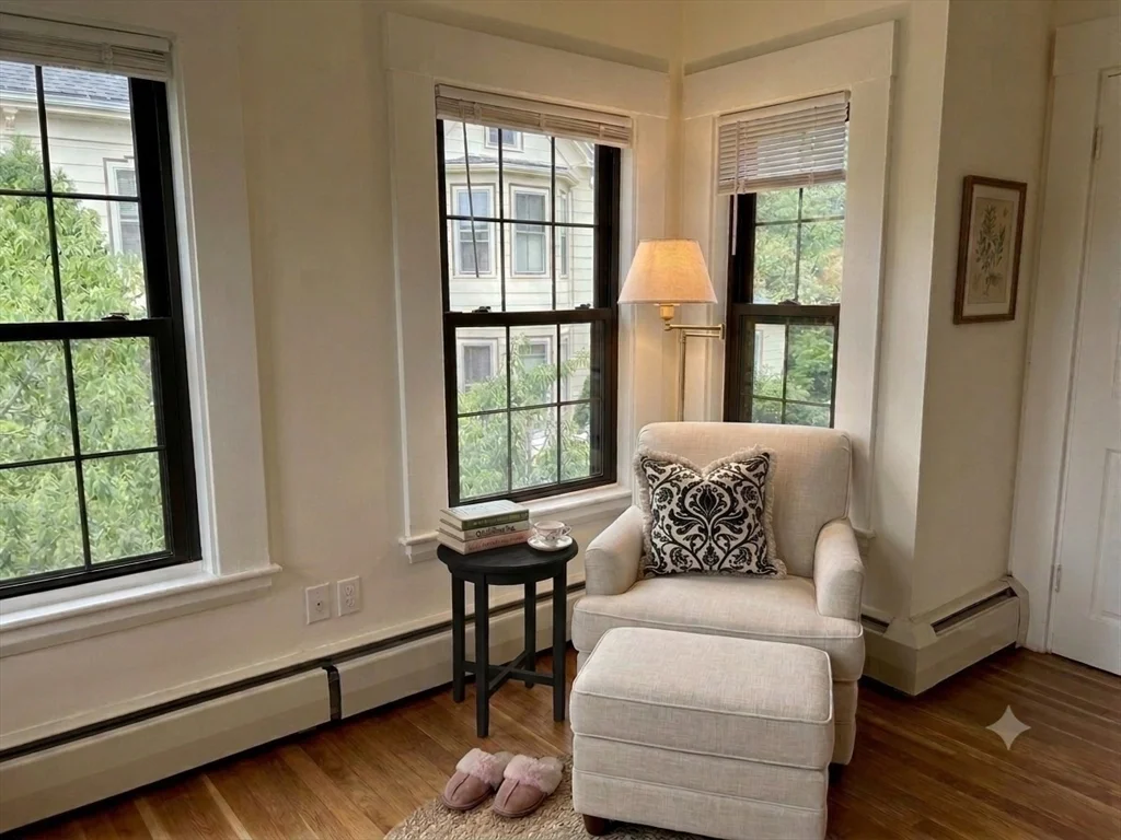 3 bed, 1 bath apartment for rent at 97-2 Court St Unit 2, Newtonville — photo 6 of 23
