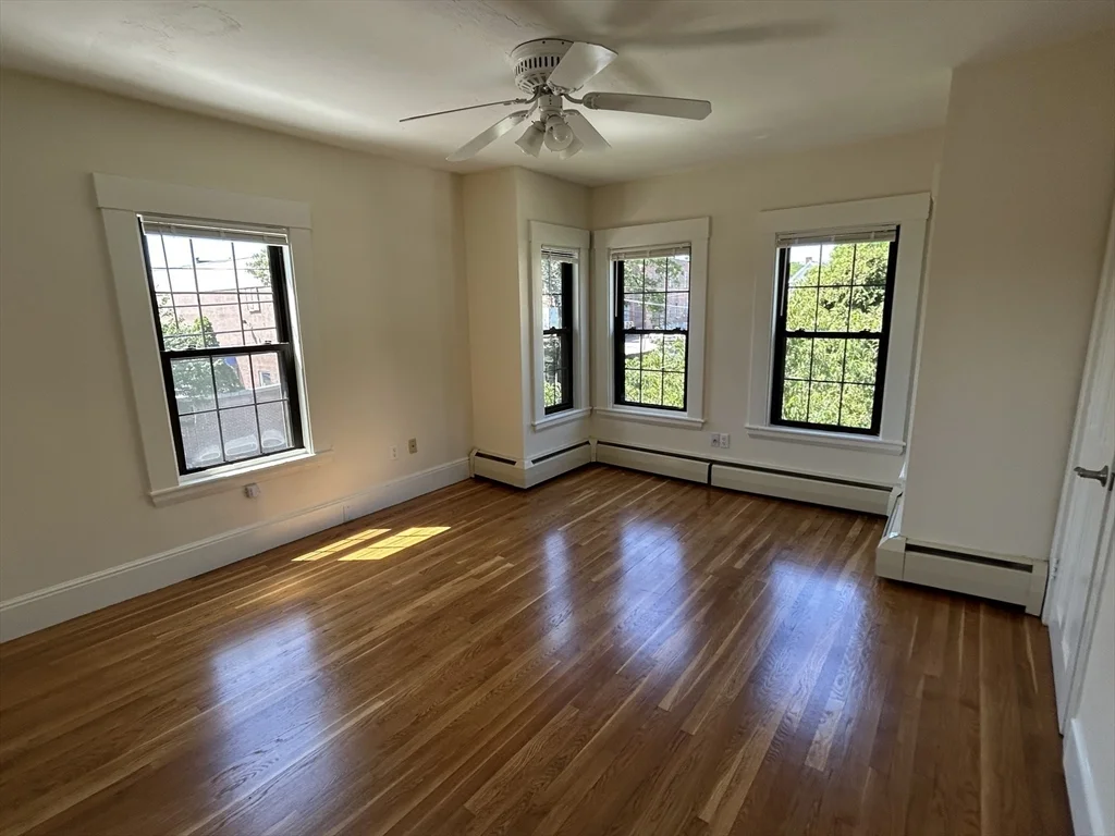 3 bed, 1 bath apartment for rent at 97-2 Court St Unit 2, Newtonville — photo 8 of 23