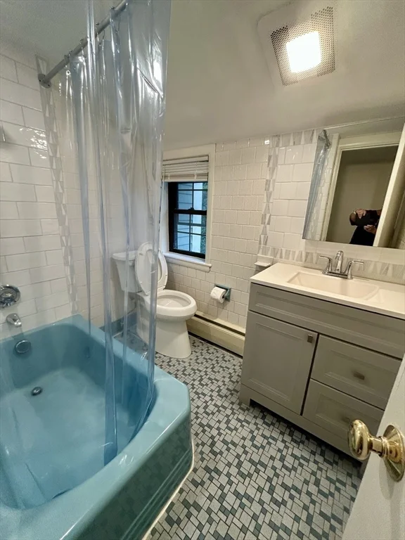 3 bed, 1 bath apartment for rent at 97-2 Court St Unit 2, Newtonville — photo 22 of 23