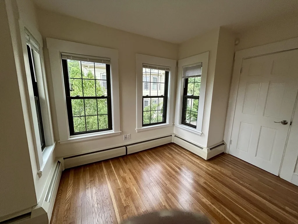 3 bed, 1 bath apartment for rent at 97-2 Court St Unit 2, Newtonville — photo 5 of 23