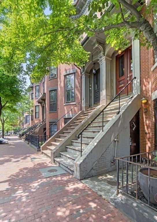 1 bed, 1 bath apartment for rent at 97 Appleton St Unit 2, South End — photo 2 of 18