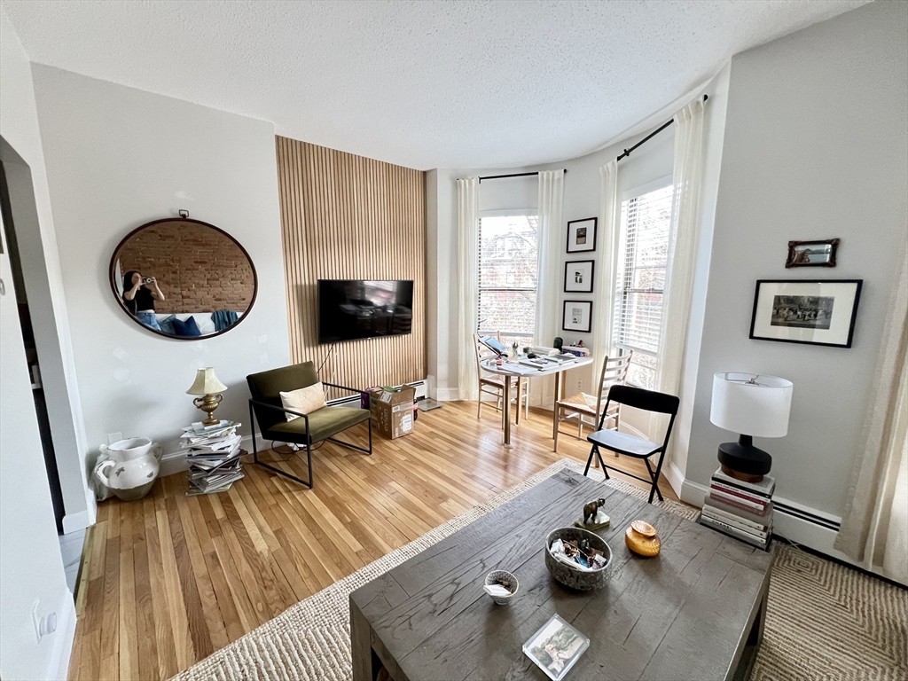 1 bed, 1 bath apartment for rent at 97 Appleton St Unit 2, South End — photo 4 of 18