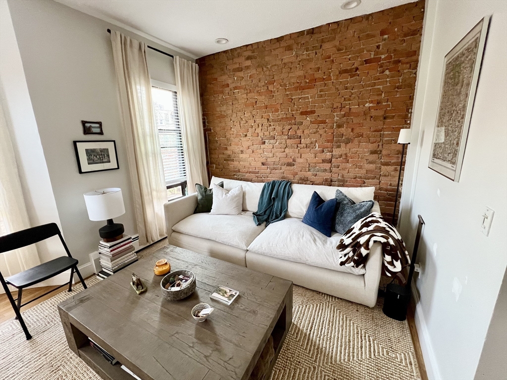 1 bed, 1 bath apartment for rent at 97 Appleton St Unit 2, South End — photo 6 of 18