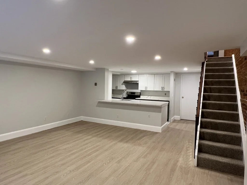 2 bed, 1 bath apartment for rent at 97 Appleton Unit A, South End