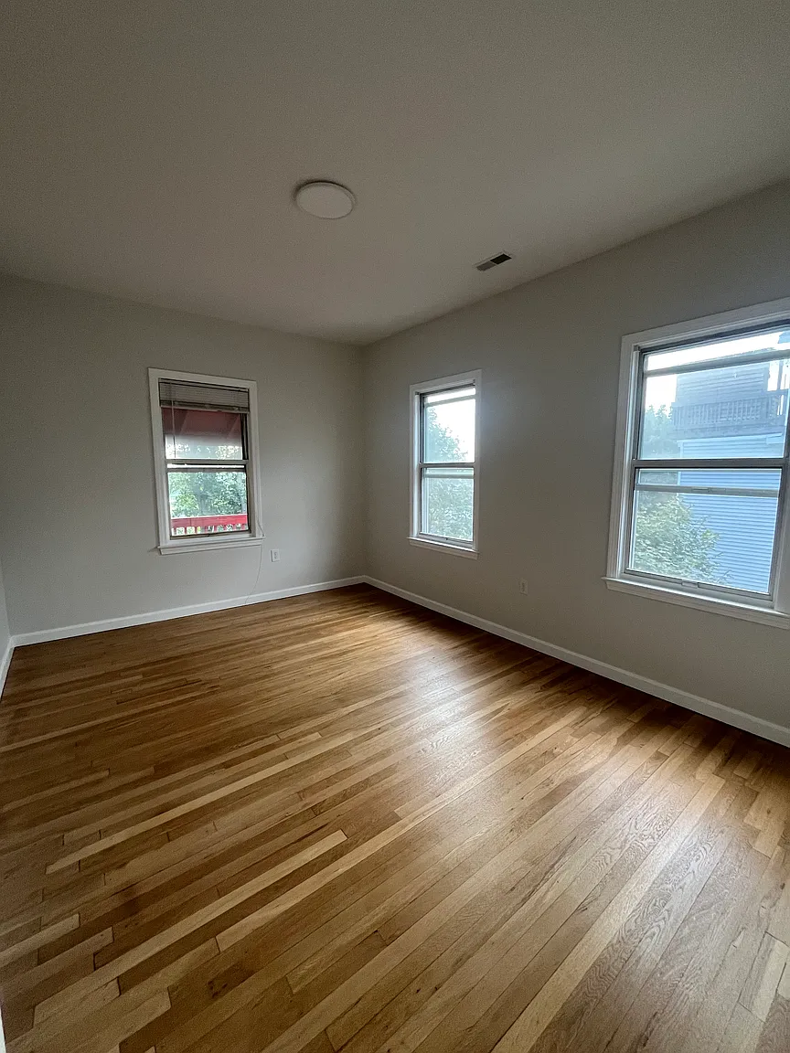 5 bed, 2 bath apartment for rent at 97 Bradstreet Ave Unit 97, Revere — photo 8 of 17