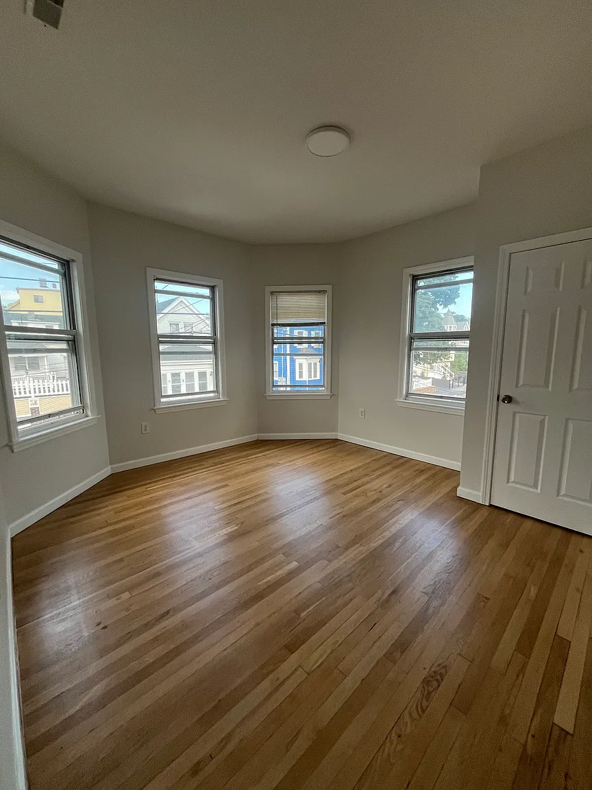 5 bed, 2 bath apartment for rent at 97 Bradstreet Ave Unit 97, Revere — photo 15 of 17