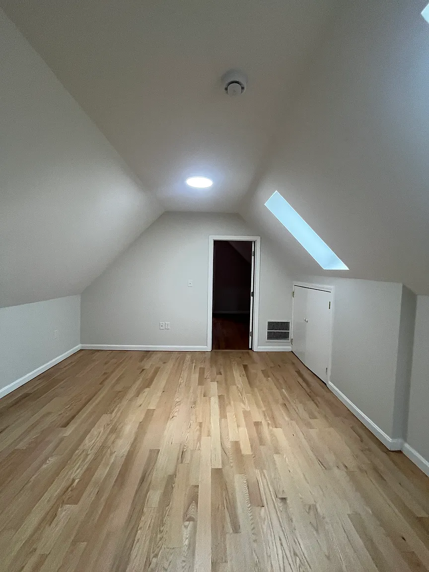 5 bed, 2 bath apartment for rent at 97 Bradstreet Ave Unit 97, Revere — photo 5 of 17