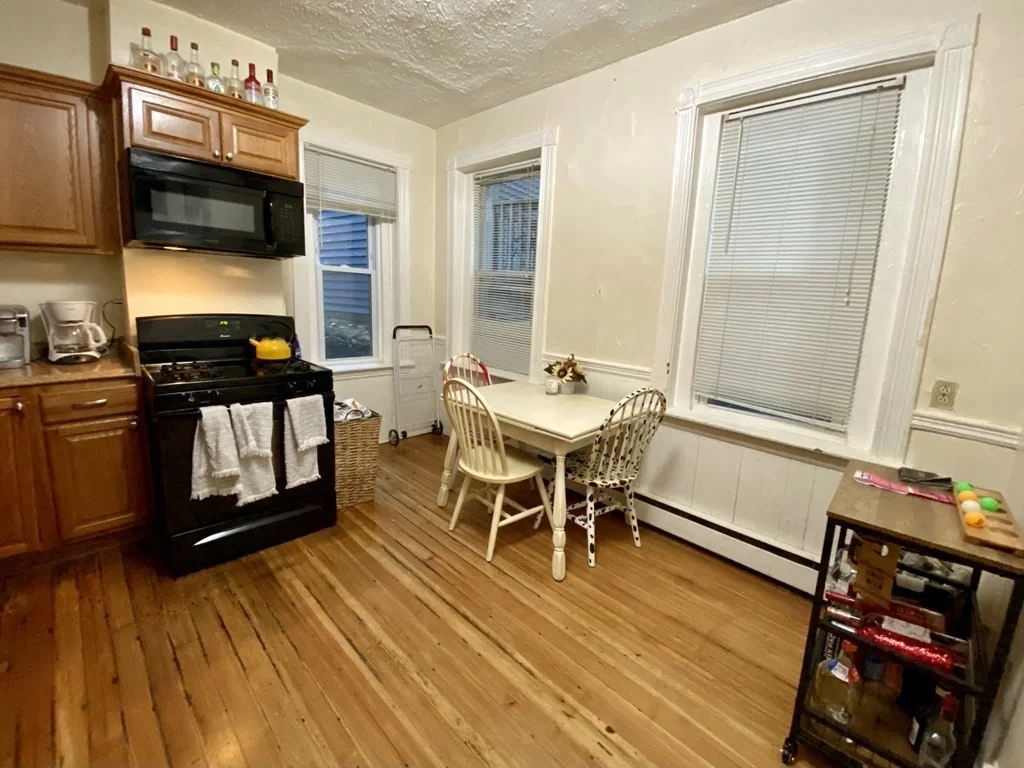 3 bed, 2 bath apartment for rent at 97 Calumet St Unit 1, Mission Hill — photo 15 of 19
