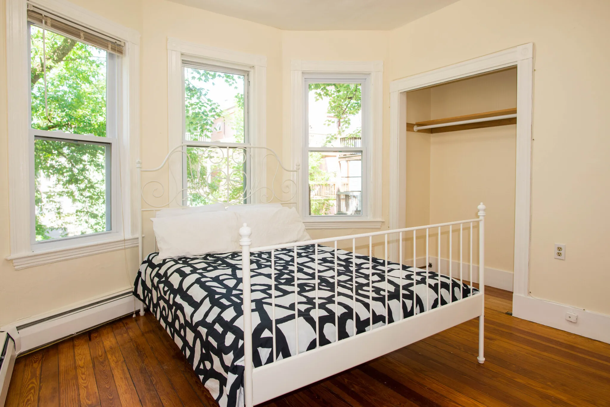 3 bed, 2 bath apartment for rent at 97 Calumet St Unit 2, Mission Hill — photo 8 of 11
