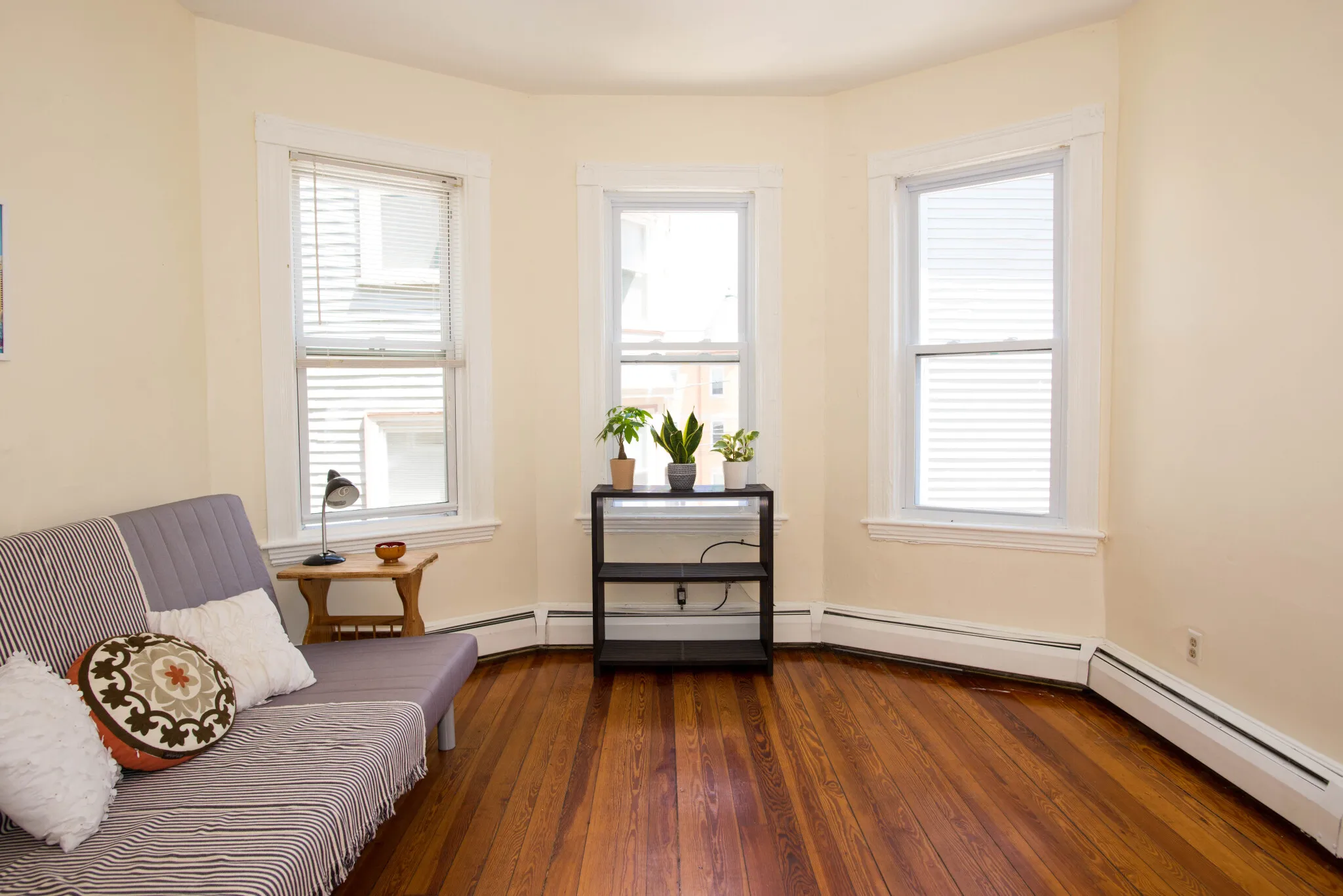 3 bed, 2 bath apartment for rent at 97 Calumet St Unit 2, Mission Hill