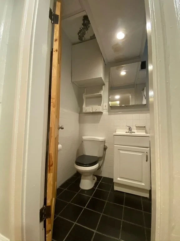 2 bed, 1 bath apartment for rent at 97 Chester St Unit S2, Allston — photo 16 of 20