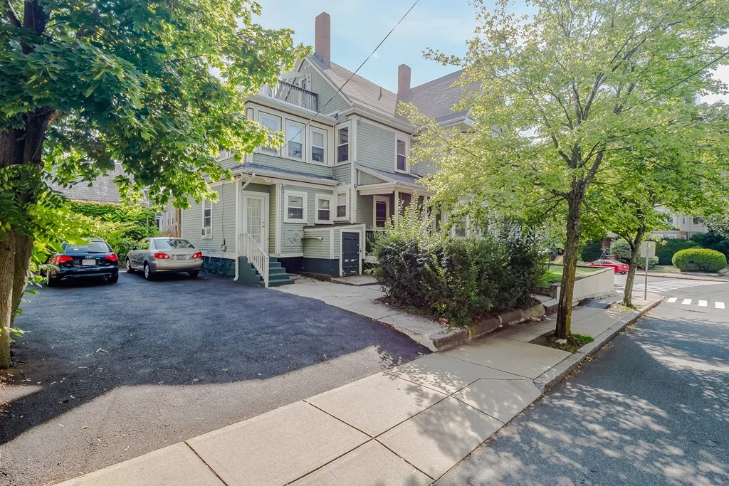 Studio bed, 1 bath apartment for rent at 97 College Ave Unit 1, Davis Square — photo 11 of 15