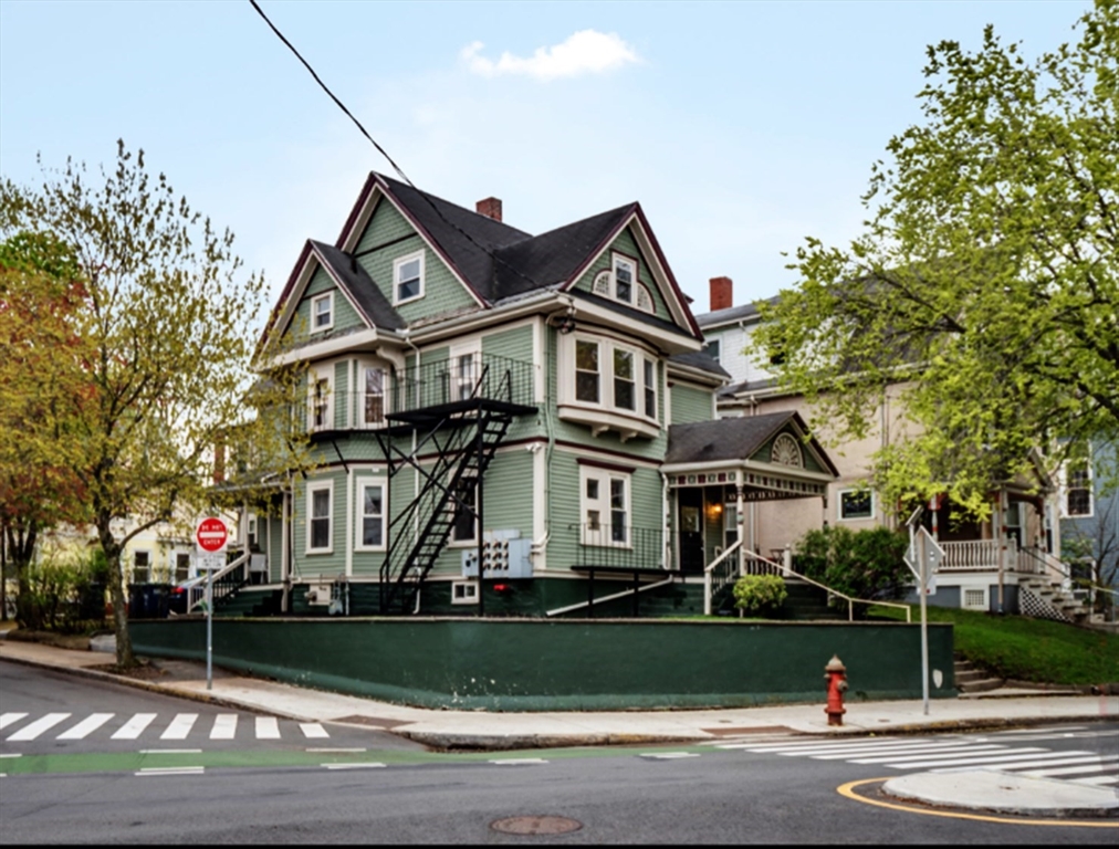 1 bed, 1 bath apartment for rent at 97 College Ave Unit 6, Somerville — photo 13 of 15