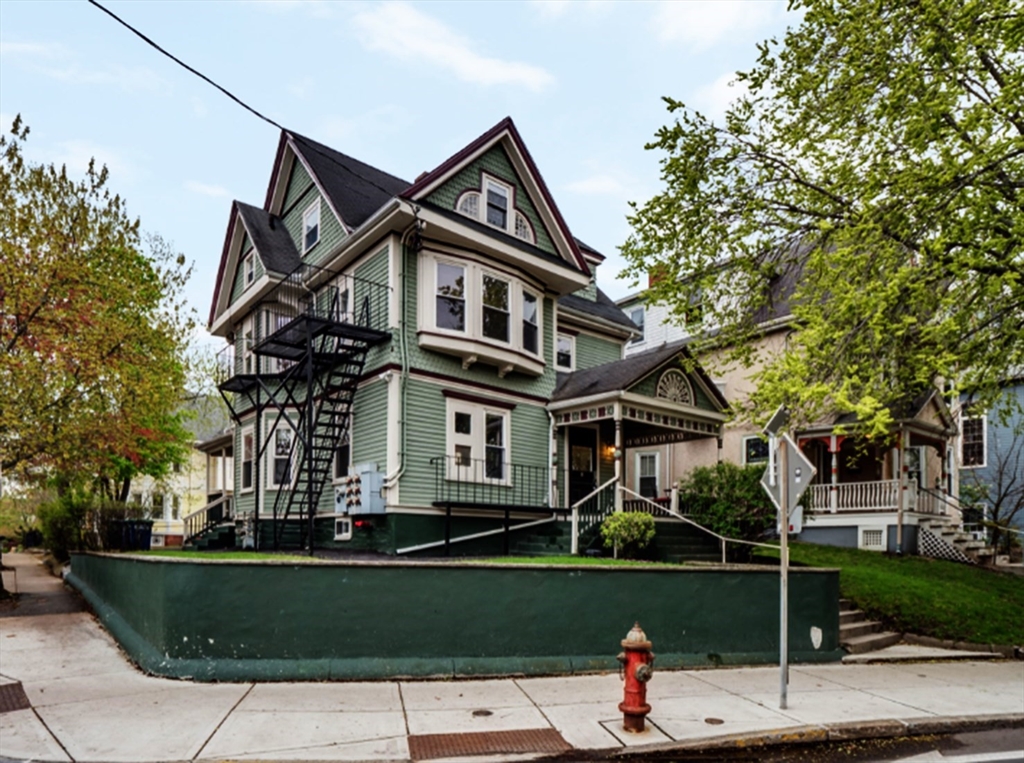 1 bed, 1 bath apartment for rent at 97 College Ave Unit 6, Somerville — photo 11 of 15
