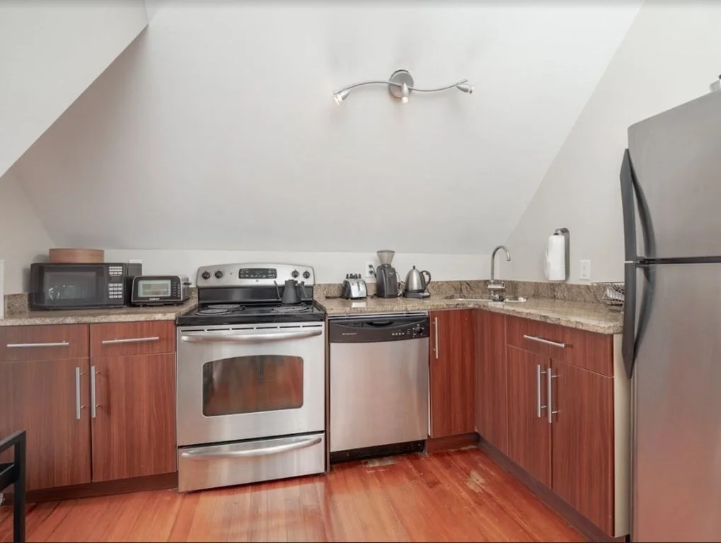 2 bed, 2 bath apartment for rent at 97 College Ave Unit 9, Powder House Square — photo 9 of 37