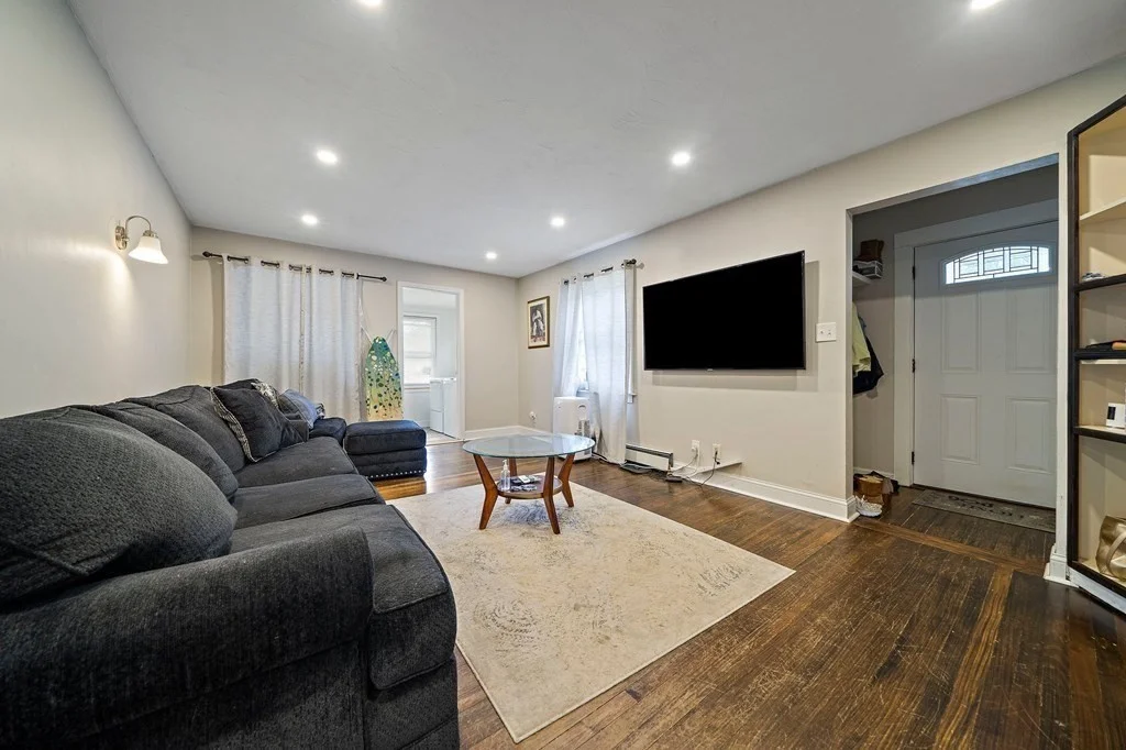 3 bed, 2 bath apartment for rent at 97 Connolly Rd, Avon — photo 4 of 19