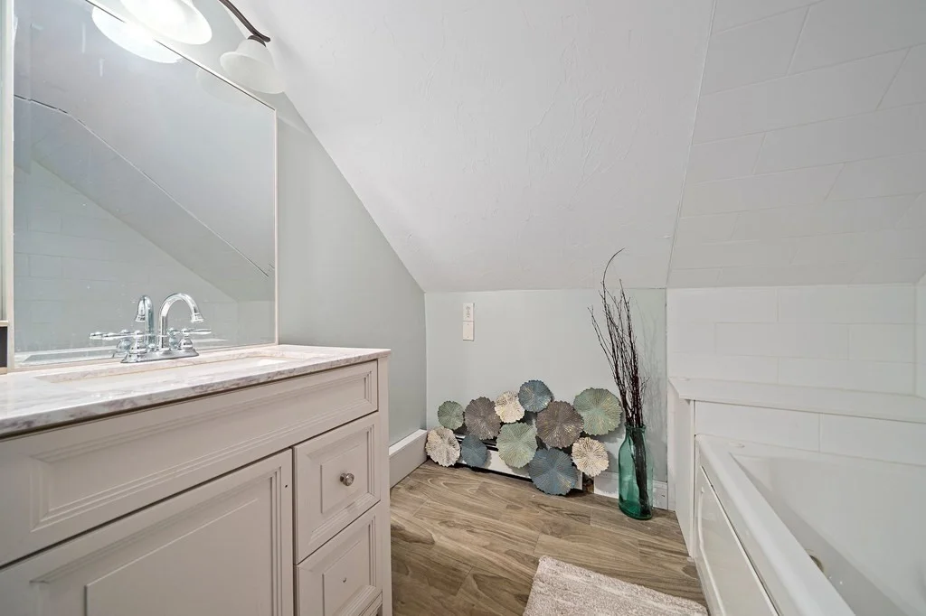3 bed, 2 bath apartment for rent at 97 Connolly Rd, Avon — photo 15 of 19
