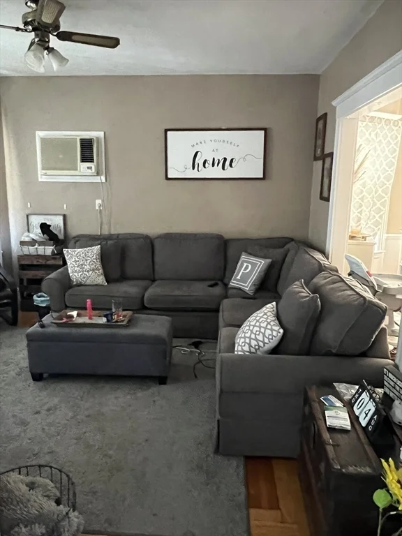 5 bed, 2 bath apartment for rent at 97 Court Rd Unit 2, Winthrop — photo 5 of 19