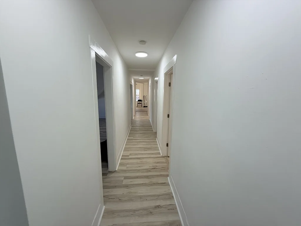 4 bed, 1 bath apartment for rent at 97 Dean St Unit 3, Attleboro — photo 1 of 10