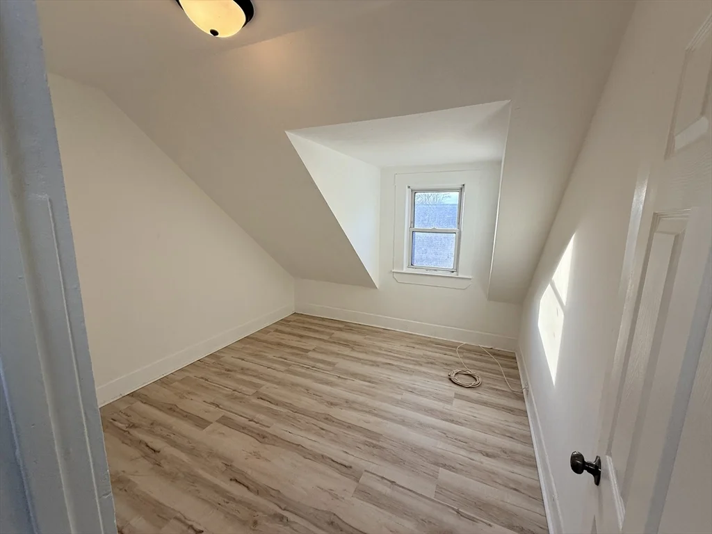 4 bed, 1 bath apartment for rent at 97 Dean St Unit 3, Attleboro — photo 7 of 10