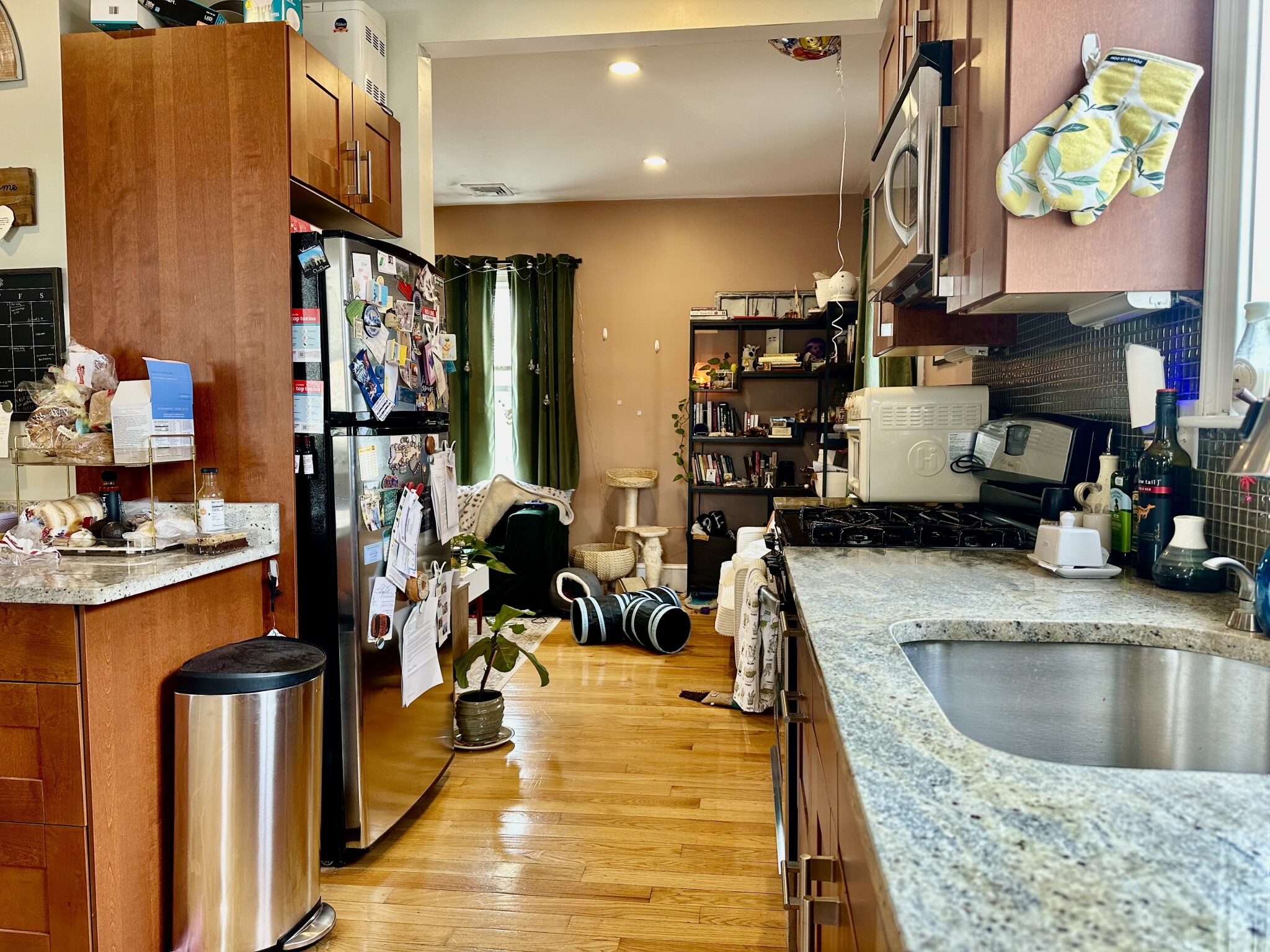 2 bed, 2 bath apartment for rent at 97 Dover St Unit 2, Davis Square — photo 7 of 36