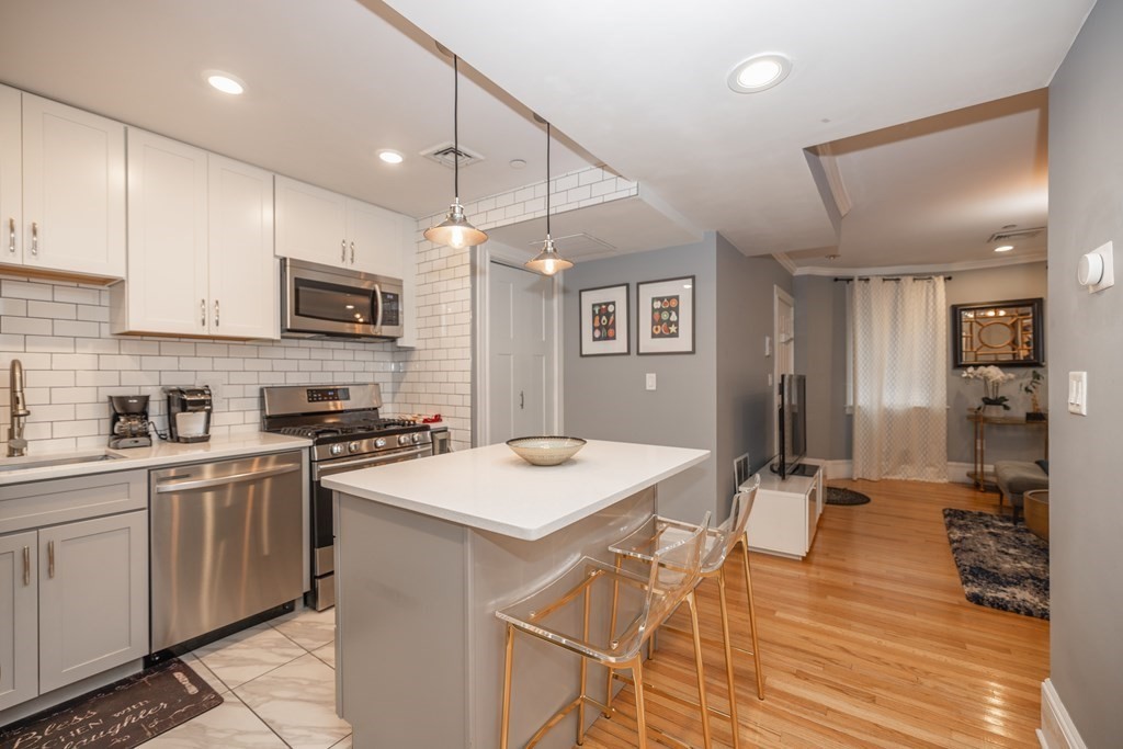 2 bed, 1 bath apartment for rent at 97 East Brookline St Unit 1, South End