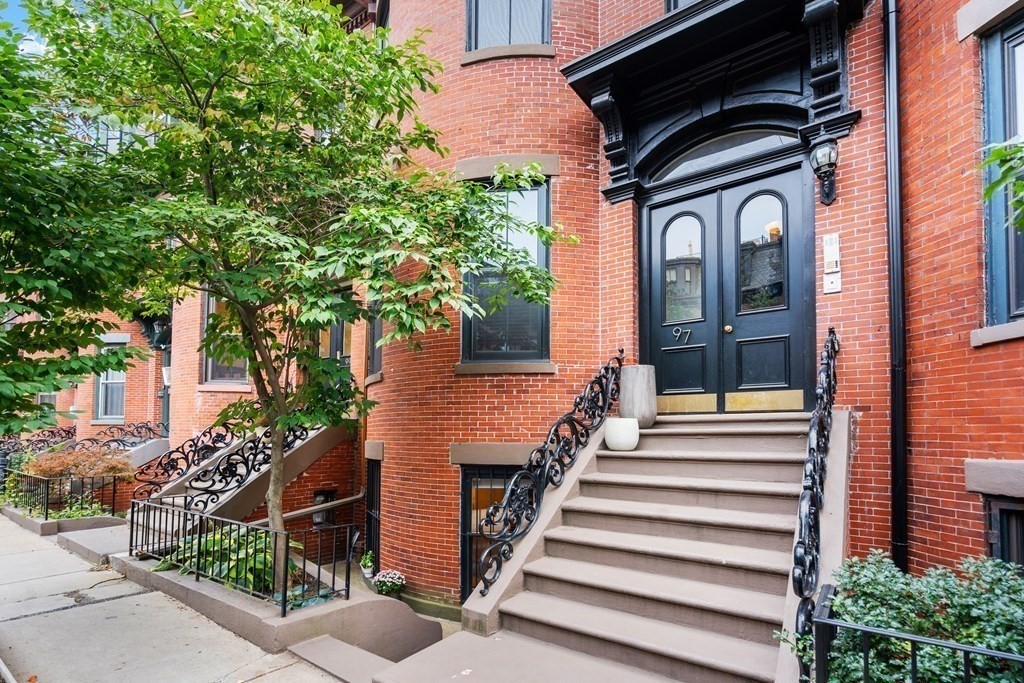 2 bed, 1 bath apartment for rent at 97 East Brookline St Unit 1, South End — photo 14 of 15