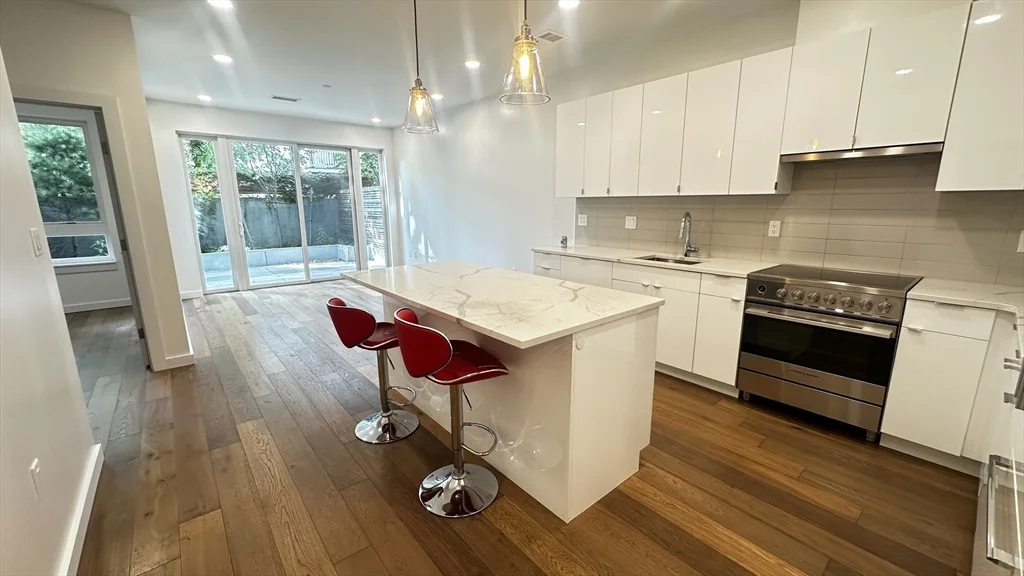 2 bed, 2 bath apartment for rent at 97 Elmwood Unit 106, North Cambridge — photo 27 of 28