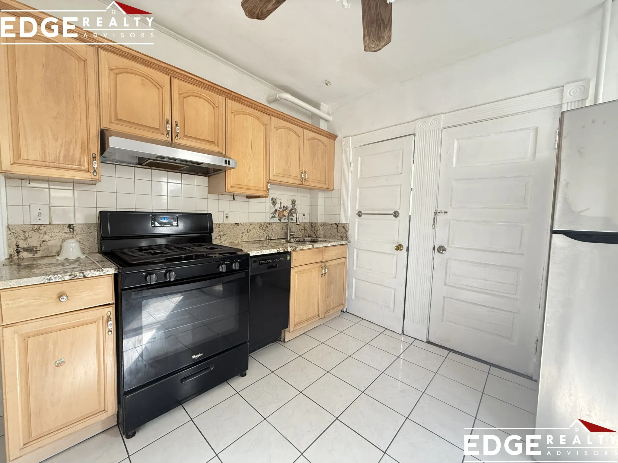 3 bed, 1 bath apartment for rent at 97 Franklin St Unit 1, Allston — photo 2 of 9