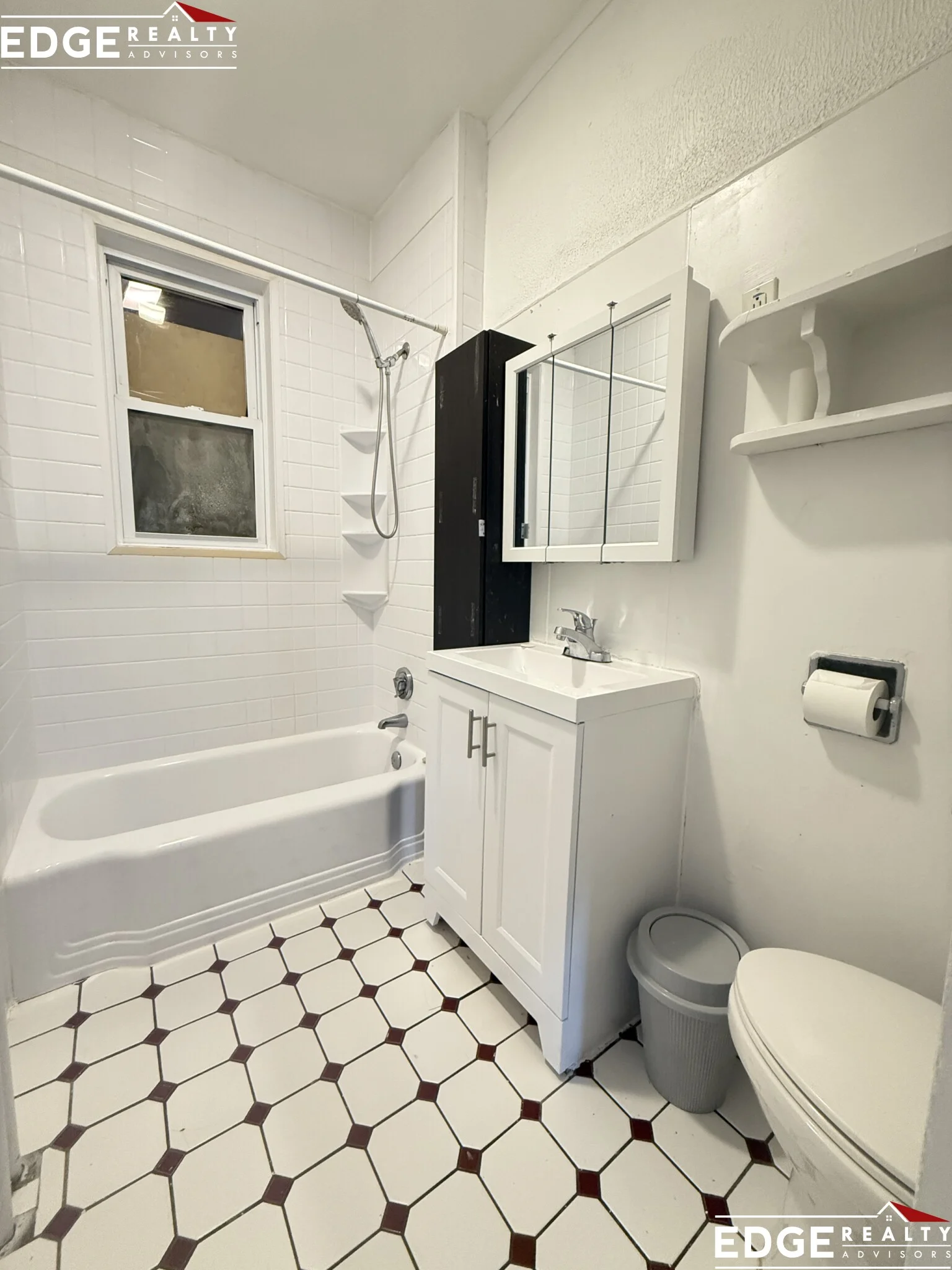 3 bed, 1 bath apartment for rent at 97 Franklin St Unit 1, Allston — photo 9 of 9