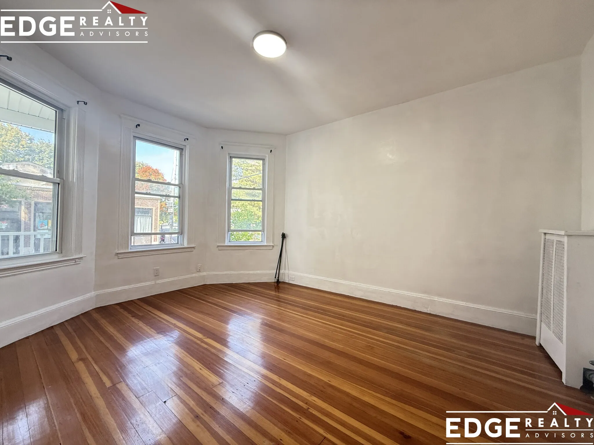 3 bed, 1 bath apartment for rent at 97 Franklin St Unit 1, Allston — photo 6 of 9