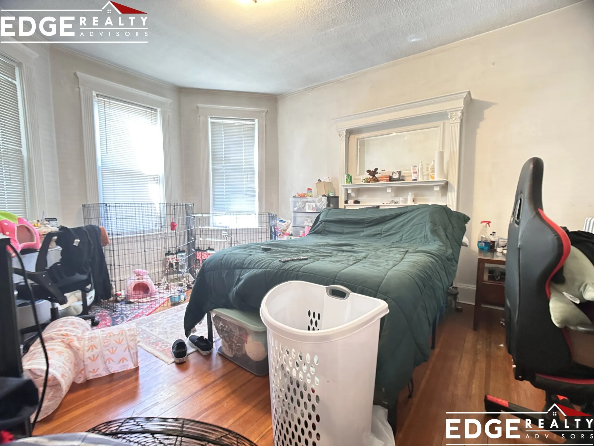 3 bed, 1 bath apartment for rent at 97 Franklin St Unit 2, Allston — photo 8 of 11