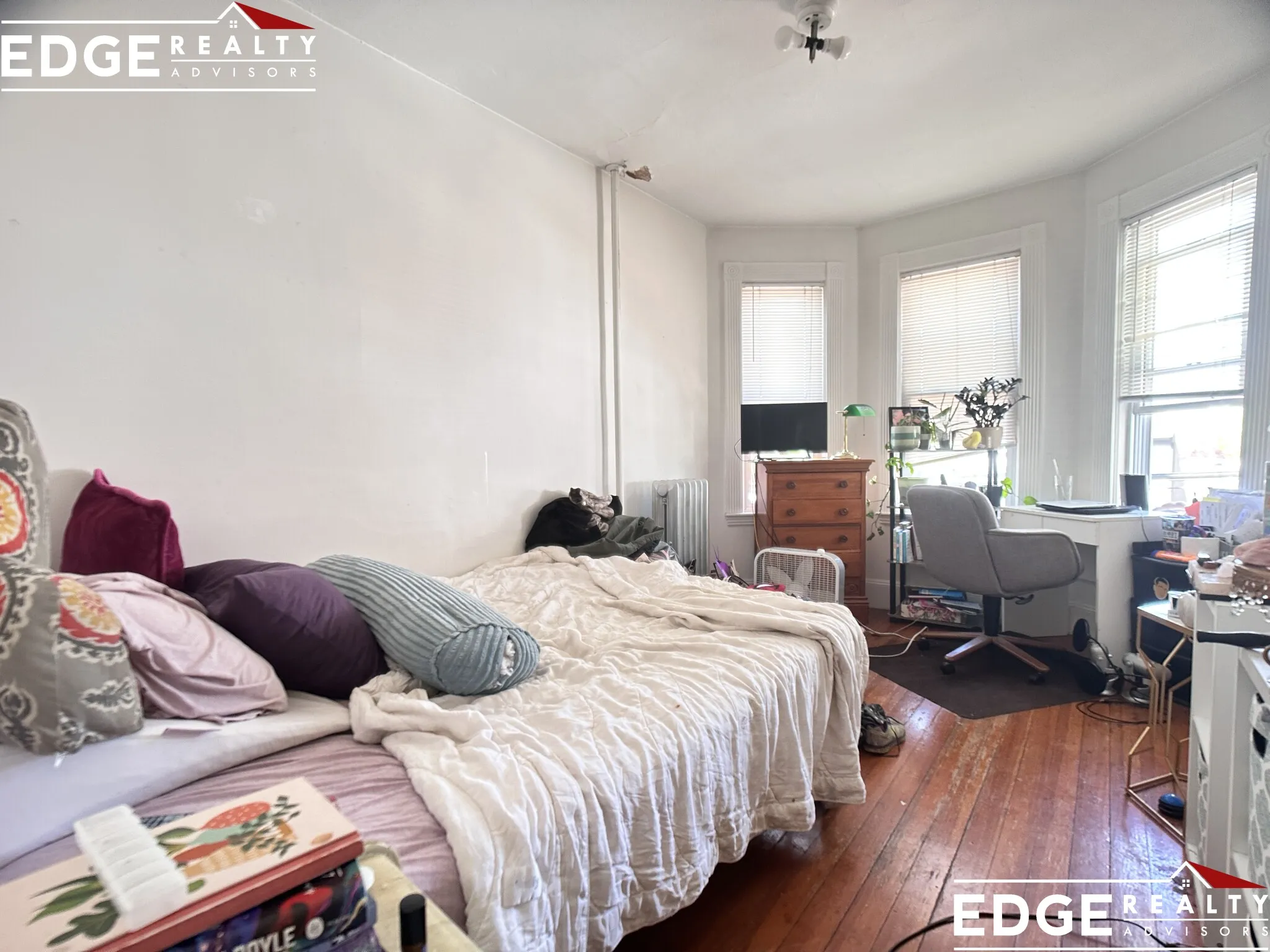 3 bed, 1 bath apartment for rent at 97 Franklin St Unit 2, Allston — photo 9 of 11