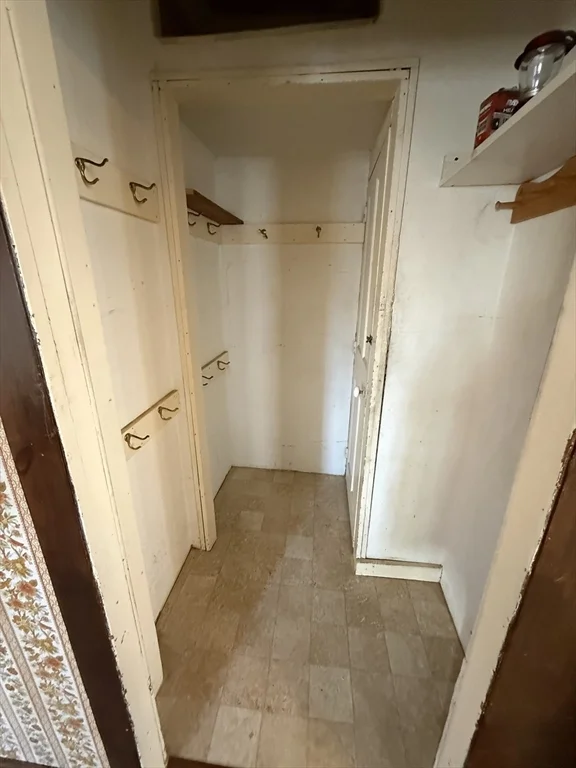 3 bed, 2 bath apartment for rent at 97 Friend Unit 97, Amesbury — photo 19 of 32
