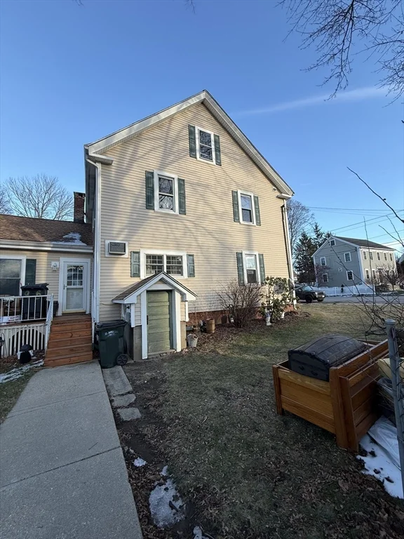 3 bed, 2 bath apartment for rent at 97 Friend Unit 97, Amesbury — photo 29 of 32