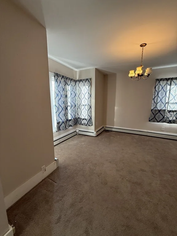 3 bed, 2 bath apartment for rent at 97 Friend Unit 97, Amesbury — photo 5 of 32