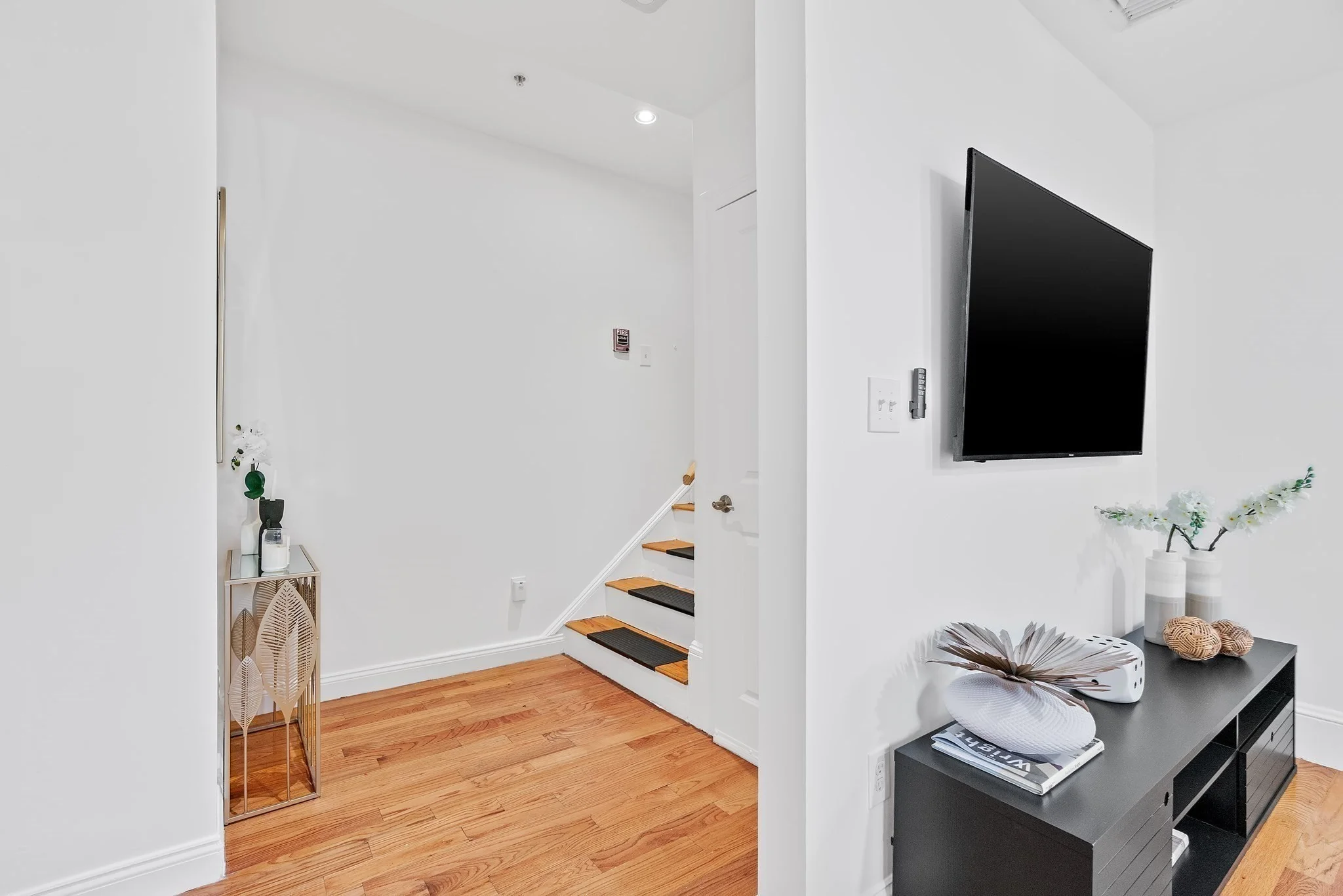 2 bed, 1 bath apartment for rent at 97 Fuller St Unit 4, Coolidge Corner — photo 18 of 28