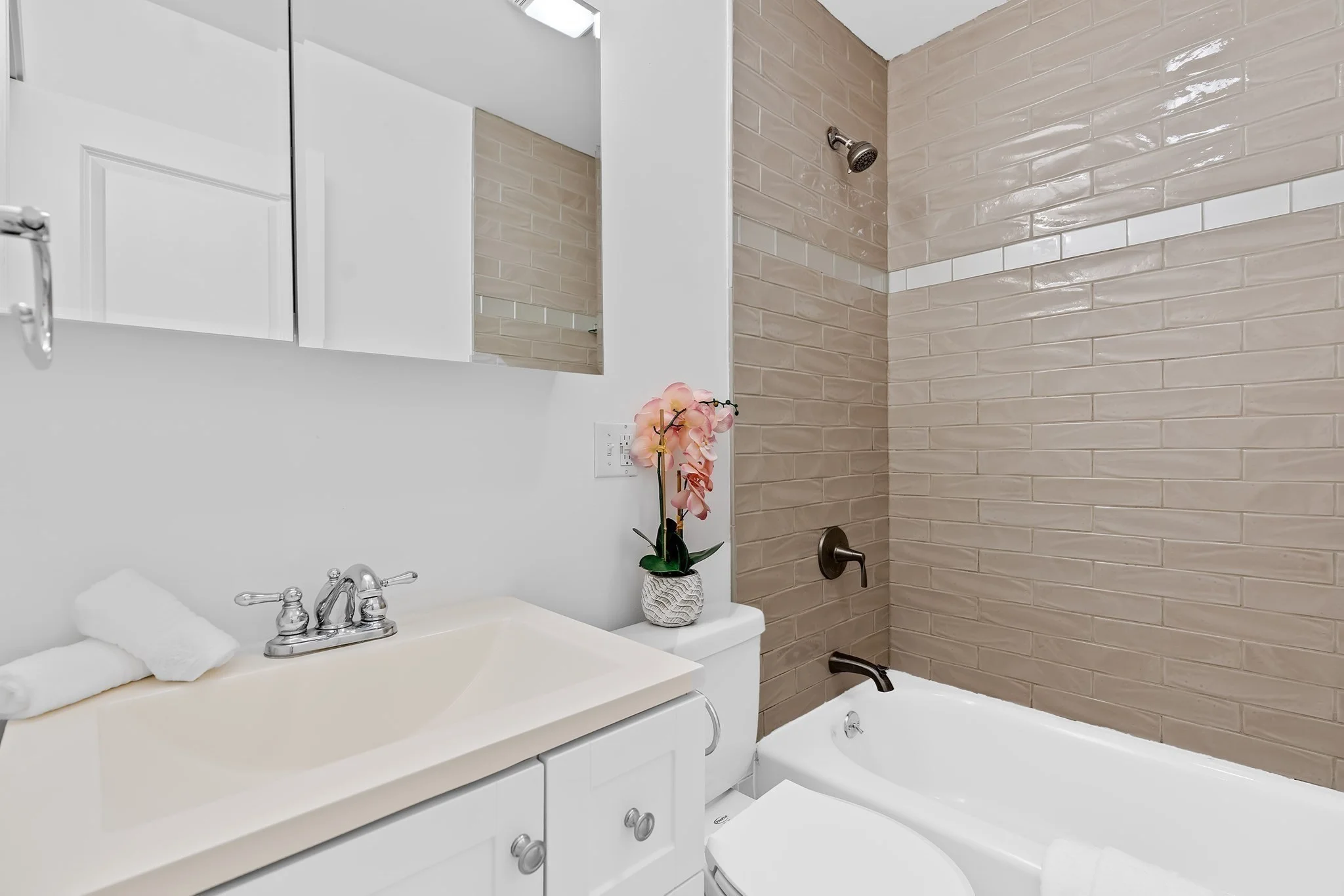 2 bed, 1 bath apartment for rent at 97 Fuller St Unit 4, Coolidge Corner — photo 12 of 28