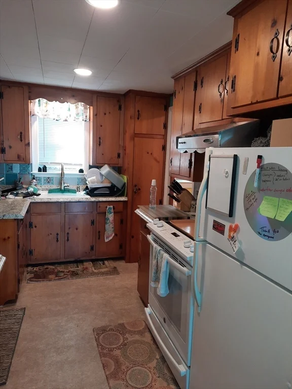 2 bed, 1 bath apartment for rent at 97 Furnace Colony Ln Unit 97, Pembroke — photo 4 of 5