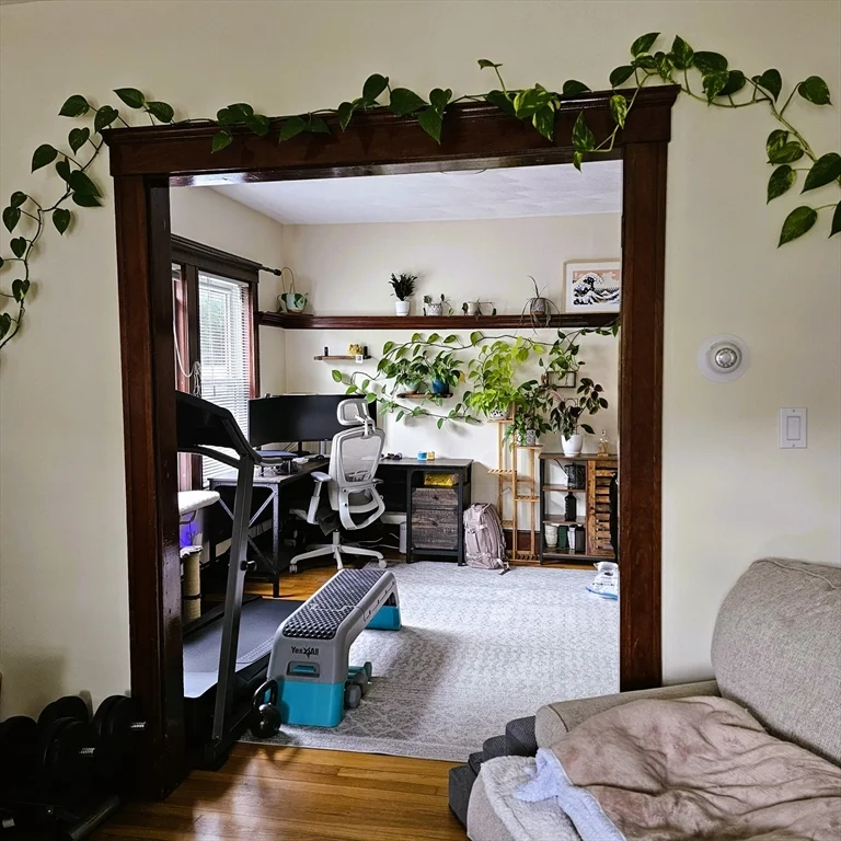 1 bed, 1 bath apartment for rent at 97 Hammond St Unit 1, Waltham — photo 6 of 16