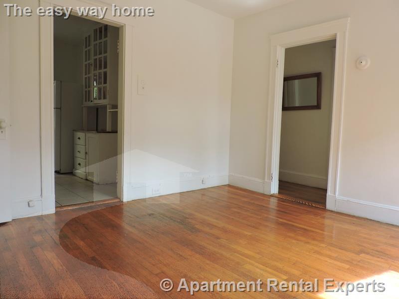 1 bed, 1 bath apartment for rent at 97 Hancock St Unit 1, Central Square — photo 5 of 9
