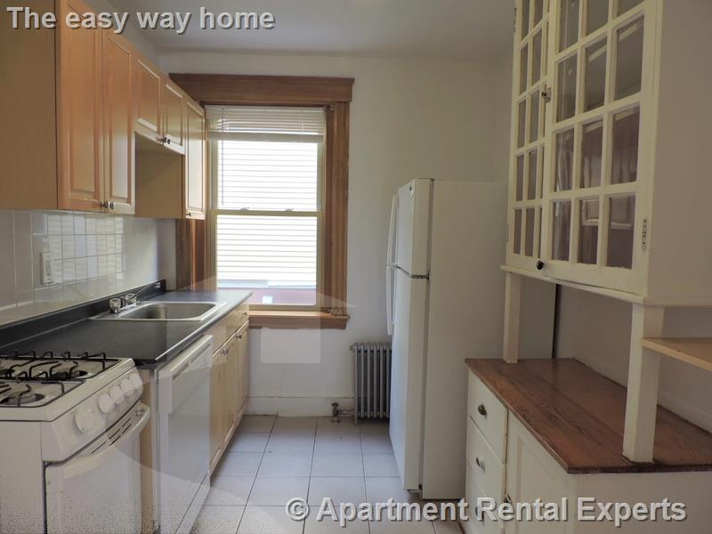 1 bed, 1 bath apartment for rent at 97 Hancock St Unit 1, Central Square — photo 1 of 9