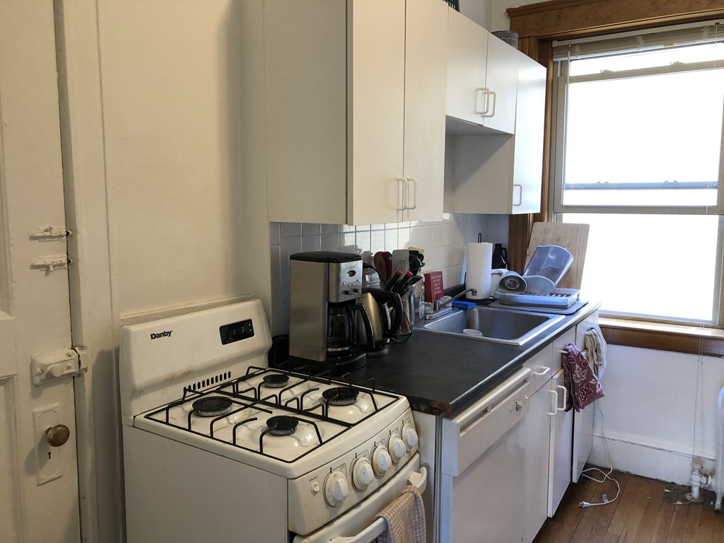 1 bed, 1 bath apartment for rent at 97 Hancock St Unit 3, Mid-Cambridge — photo 7 of 10
