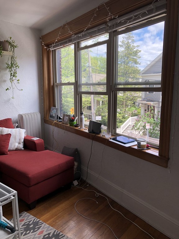 1 bed, 1 bath apartment for rent at 97 Hancock St Unit 3, Mid-Cambridge — photo 4 of 10